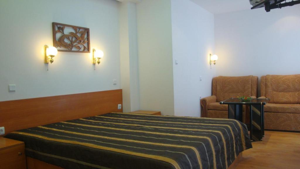 Family Hotel Saint Peter セインツ・コンスタンティン＆ヘレナ エクステリア 写真